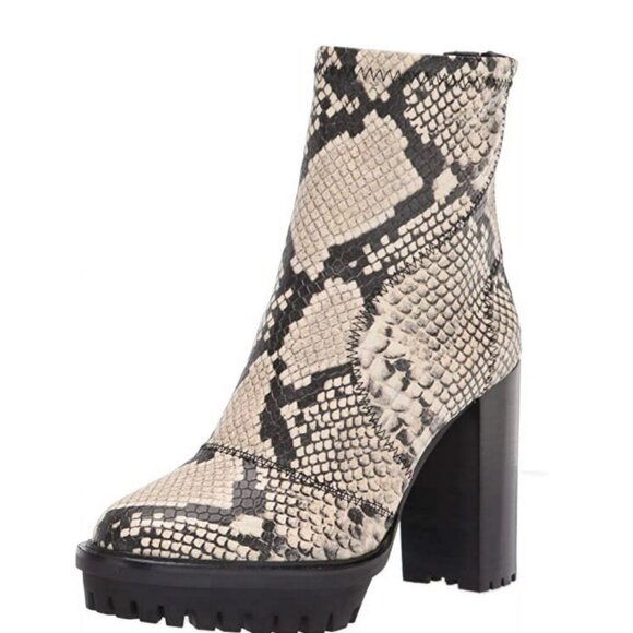 VINCE CAMUTO ERETTIE FAUX LEATHER CUSHIONED INSOLE ANKLE BOOTS, SZ 10, NIB - Picture 2 of 4